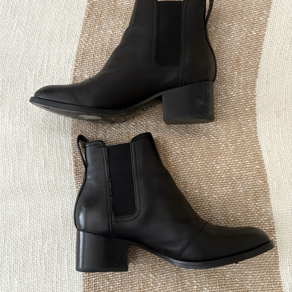 Rag & Bone Black Leather Ankle Boots - 6 - EUC